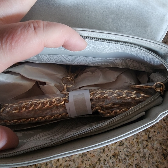 Bella Russo Grey Hand Bag Purse - Picture 6 of 7